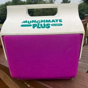 Vintage Igloo Munch Mate Plus